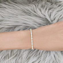 Load image into Gallery viewer, 3-prong Diamond Tennis Bracelet