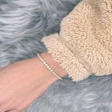 Load image into Gallery viewer, Bezel Diamond Tennis Bracelet