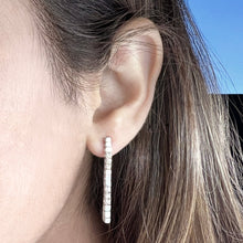 Load image into Gallery viewer, 4-prong Alternating Gold/Diamond Drop Earrings