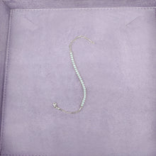 Load image into Gallery viewer, 4-prong Half-way Diamond Tennis Bracelet